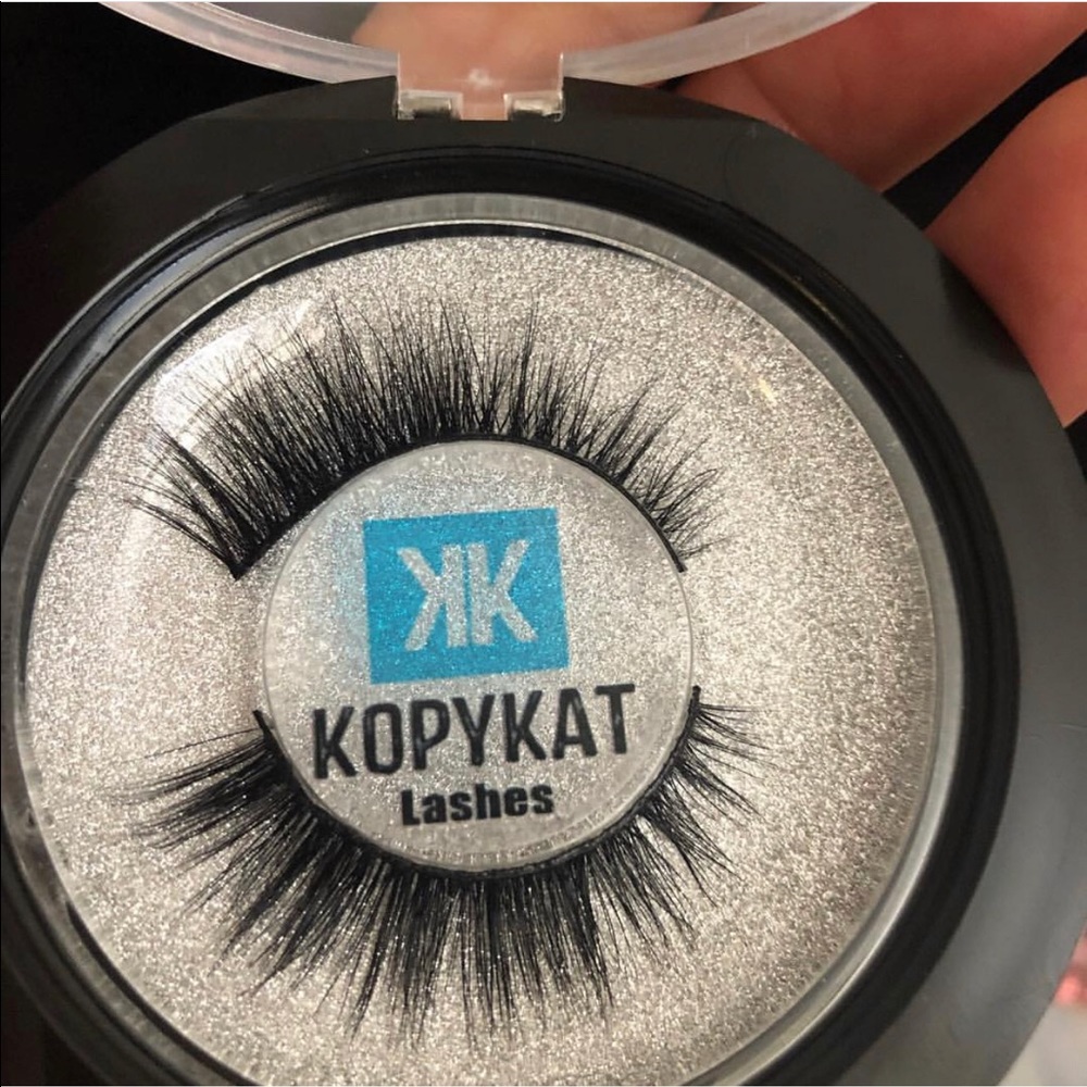 Lashes